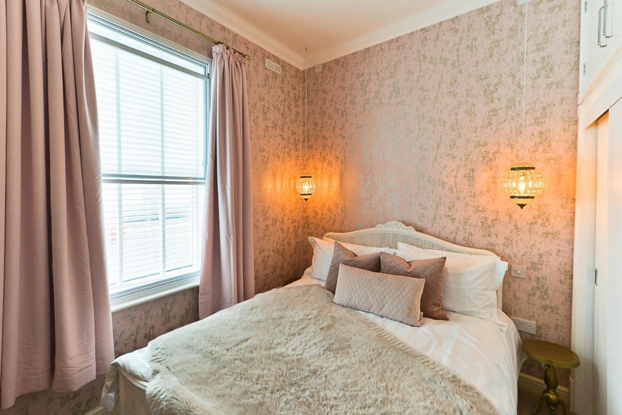 Ocean View Appartamento Worthing Esterno foto