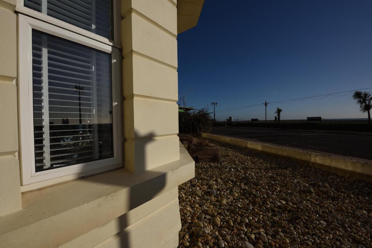 Ocean View Appartamento Worthing Esterno foto